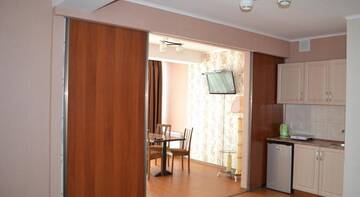 Апартаменты с видом на море в Гостинице Guest House Azhur
